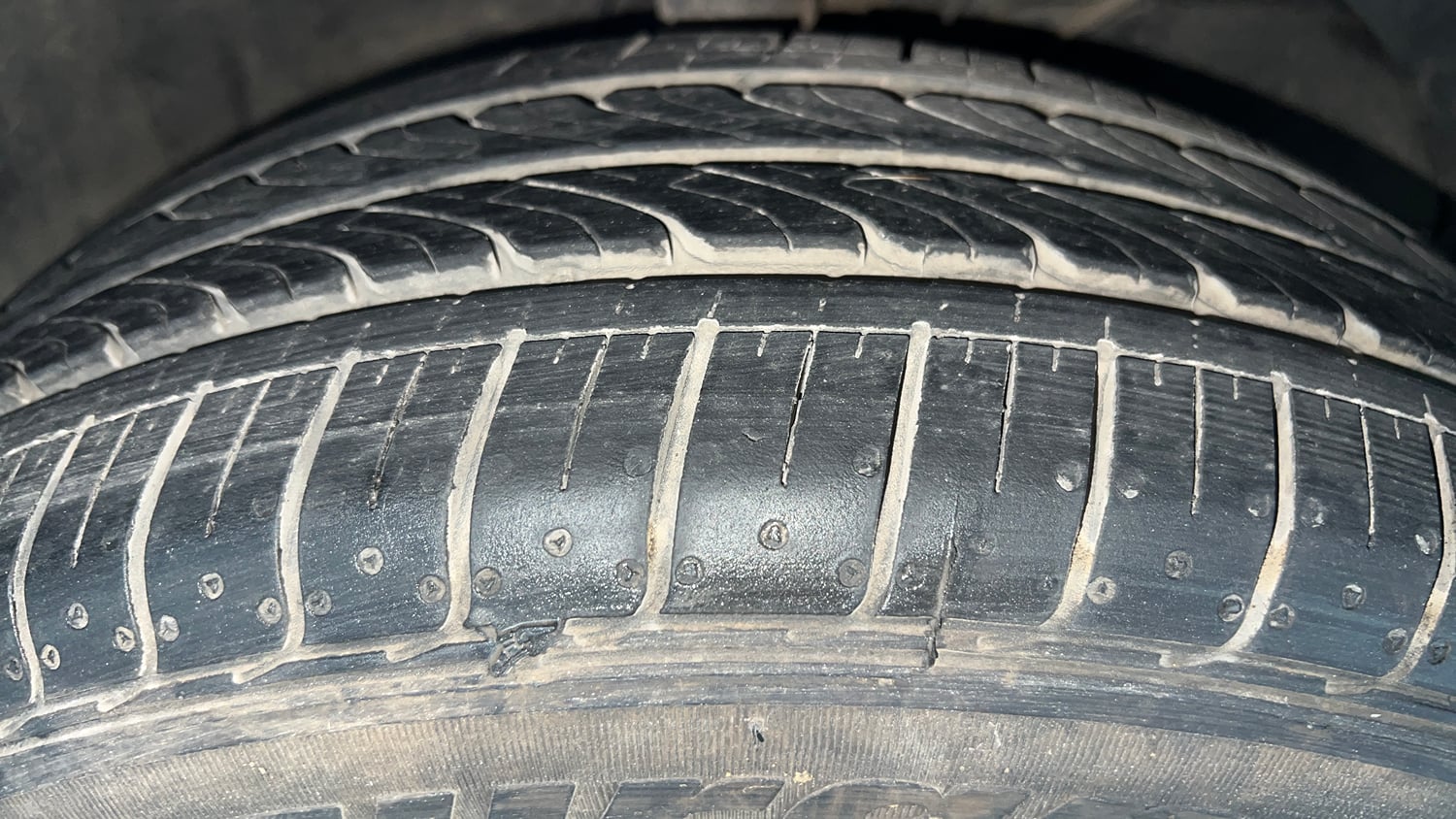 Used 2018 Maruti Suzuki Baleno Delta 1.2 Petrol Manual tyres RIGHT FRONT TYRE TREAD VIEW
