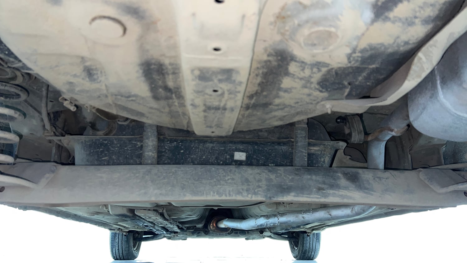 Used 2017 Hyundai Grand i10 Sportz (O) 1.2 kappa VTVT CNG (Outside Fitted) Cng Manual extra REAR UNDERBODY VIEW (TAKEN FROM REAR)