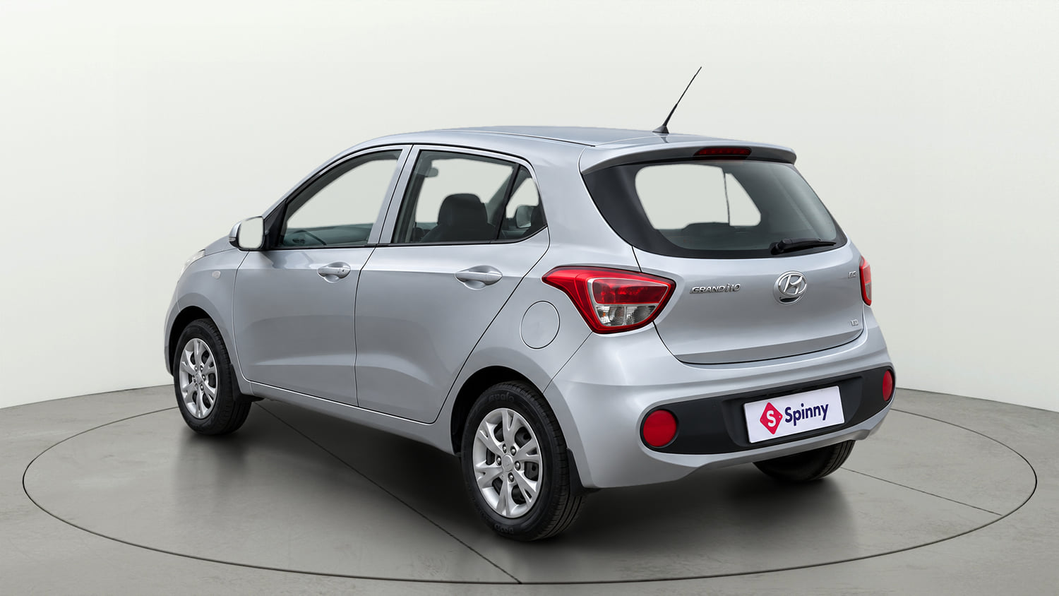 Used 2018 Hyundai Grand i10 Magna 1.2 Kappa VTVT Petrol Manual exterior LEFT REAR CORNER VIEW