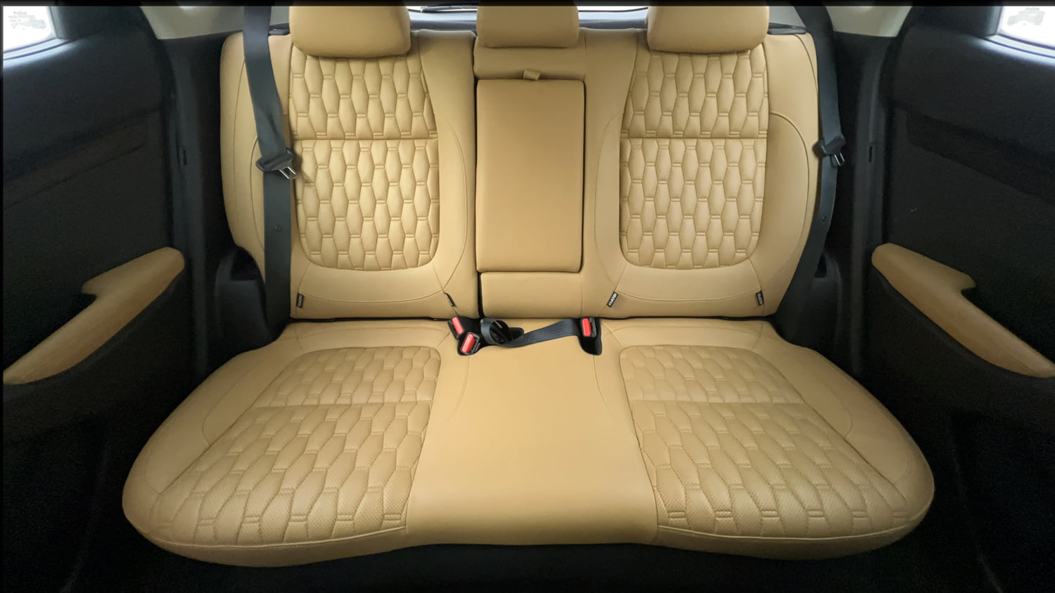 Used 2022 Kia Seltos HTX Plus 1.5 Diesel Diesel Manual interior REAR SEAT CONDITION VIEW