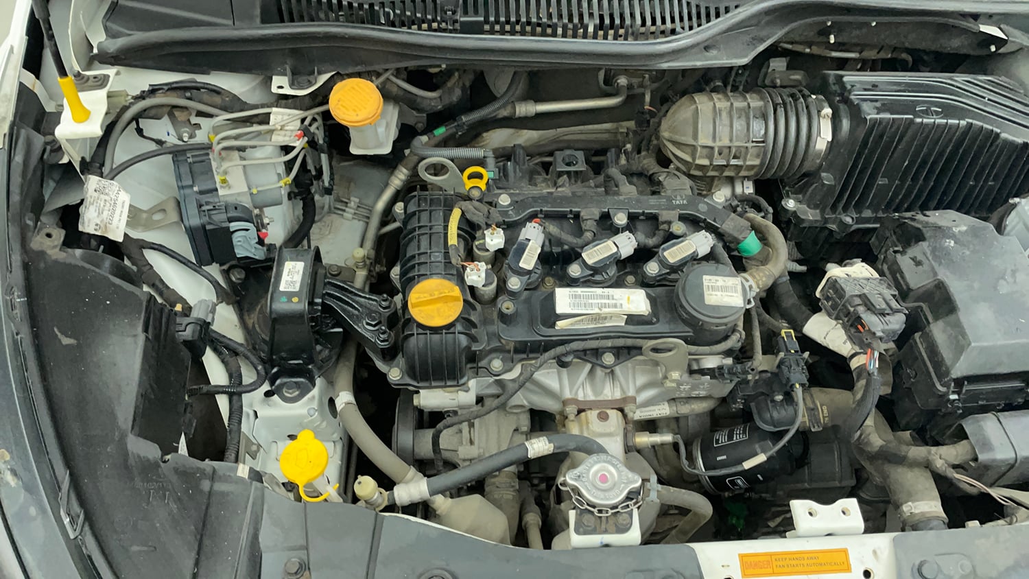 Used 2022 Tata Altroz XZA Petrol Petrol Automatic engine ENGINE RIGHT SIDE VIEW