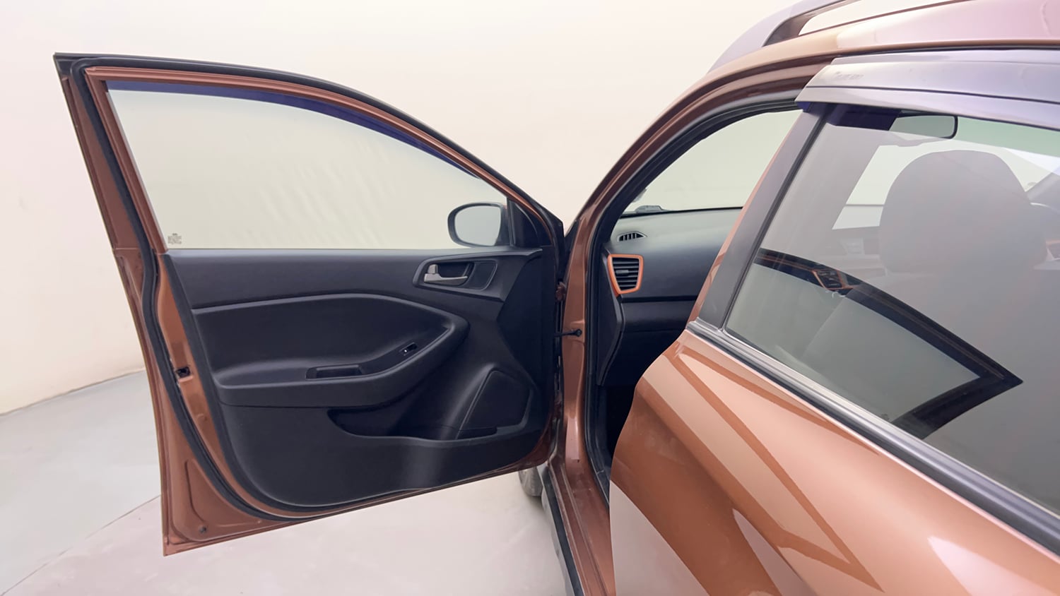 Used 2017 Hyundai i20 Active 1.2 S Petrol Manual interior LEFT FRONT DOOR OPEN VIEW