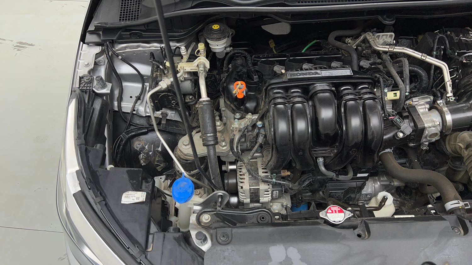 Used 2023 Honda City V Petrol CVT Petrol Automatic engine ENGINE RIGHT SIDE VIEW