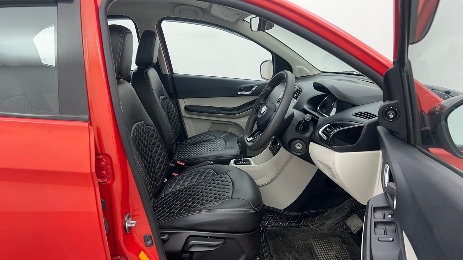 Used 2024 Tata Tiago XZA Plus iCNG Cng Automatic interior RIGHT SIDE FRONT DOOR CABIN VIEW