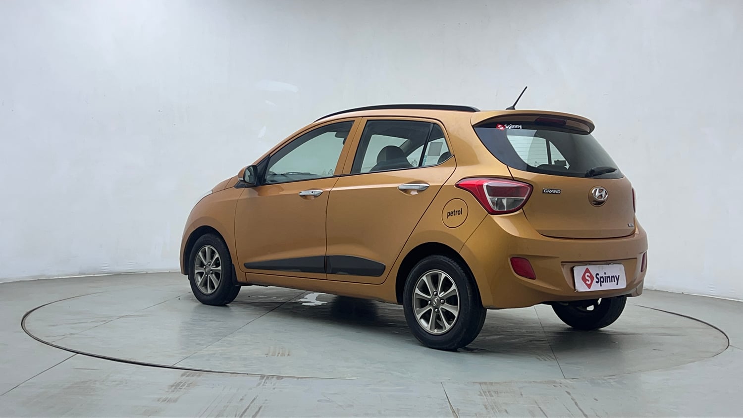 Used 2014 Hyundai Grand i10 Asta 1.2 Kappa VTVT Petrol Manual exterior LEFT REAR CORNER VIEW