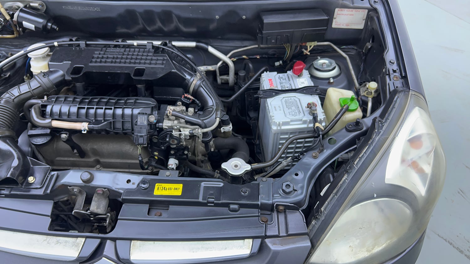 Used 2014 Maruti Suzuki Alto 800 Lxi Petrol Manual engine ENGINE LEFT SIDE VIEW