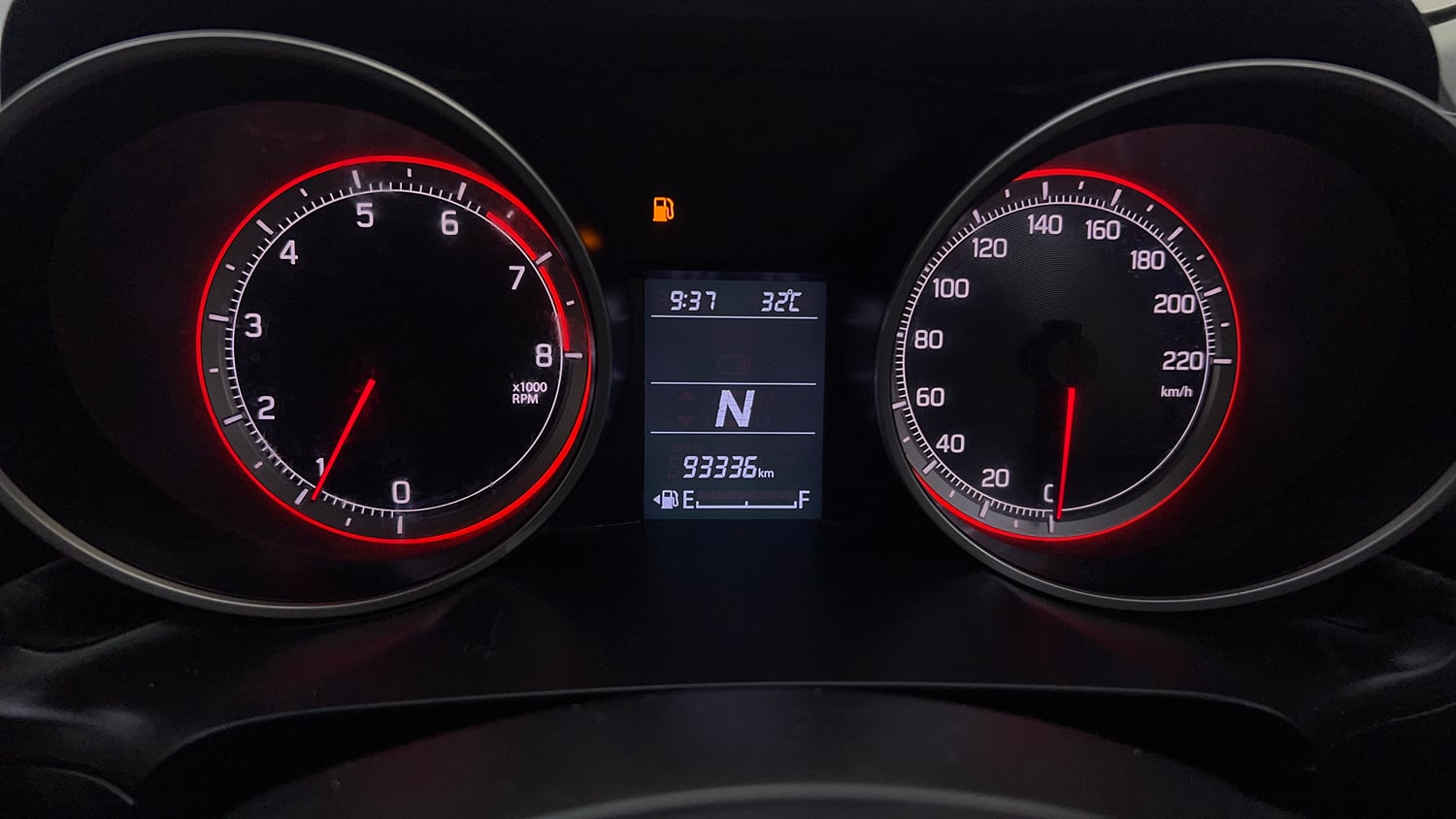 Used 2018 Maruti Suzuki Swift ZXi AMT Petrol Automatic interior CLUSTERMETER VIEW