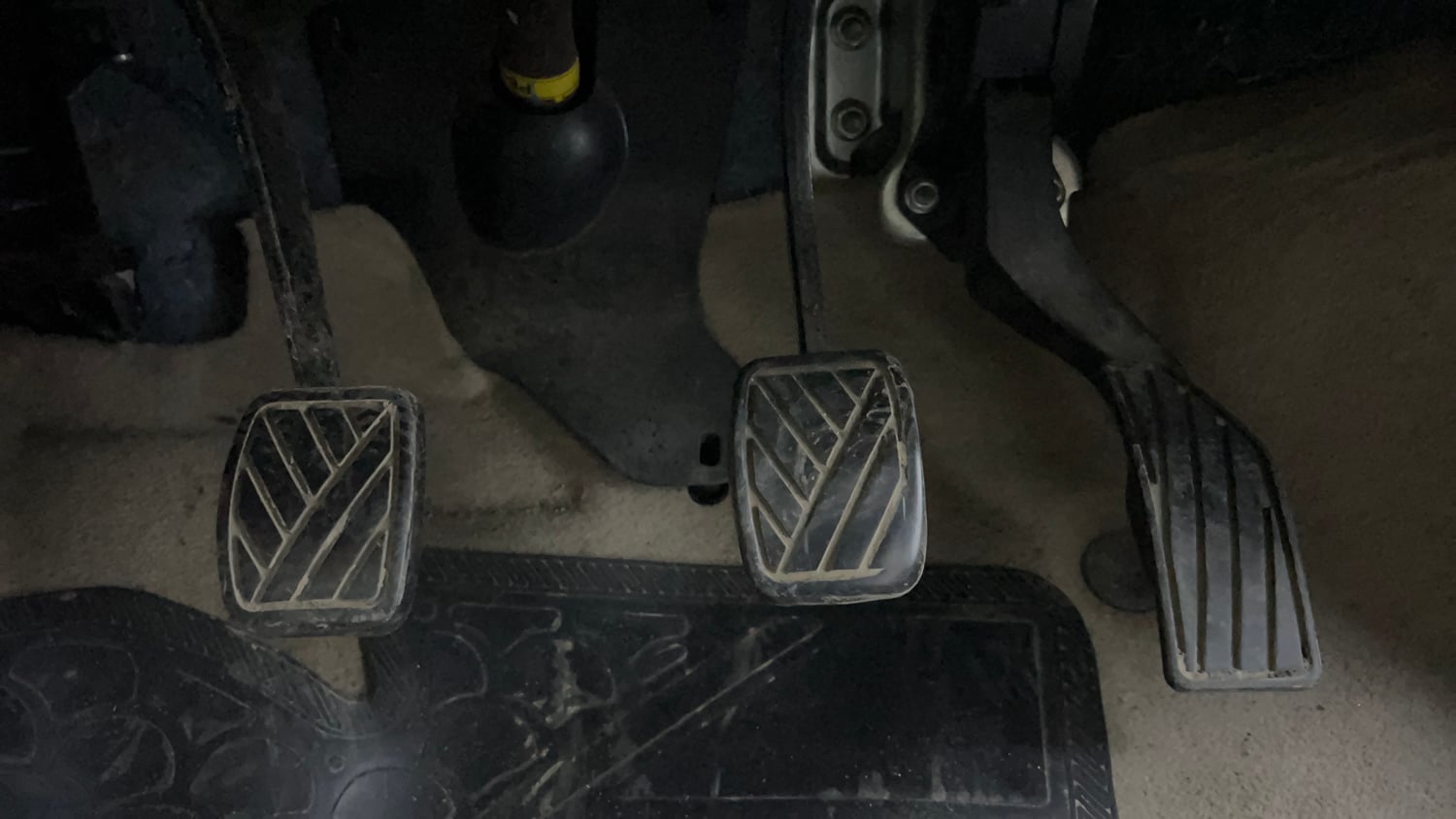 Used 2016 Maruti Suzuki Swift Dzire VXI Petrol Manual interior PEDALS VIEW