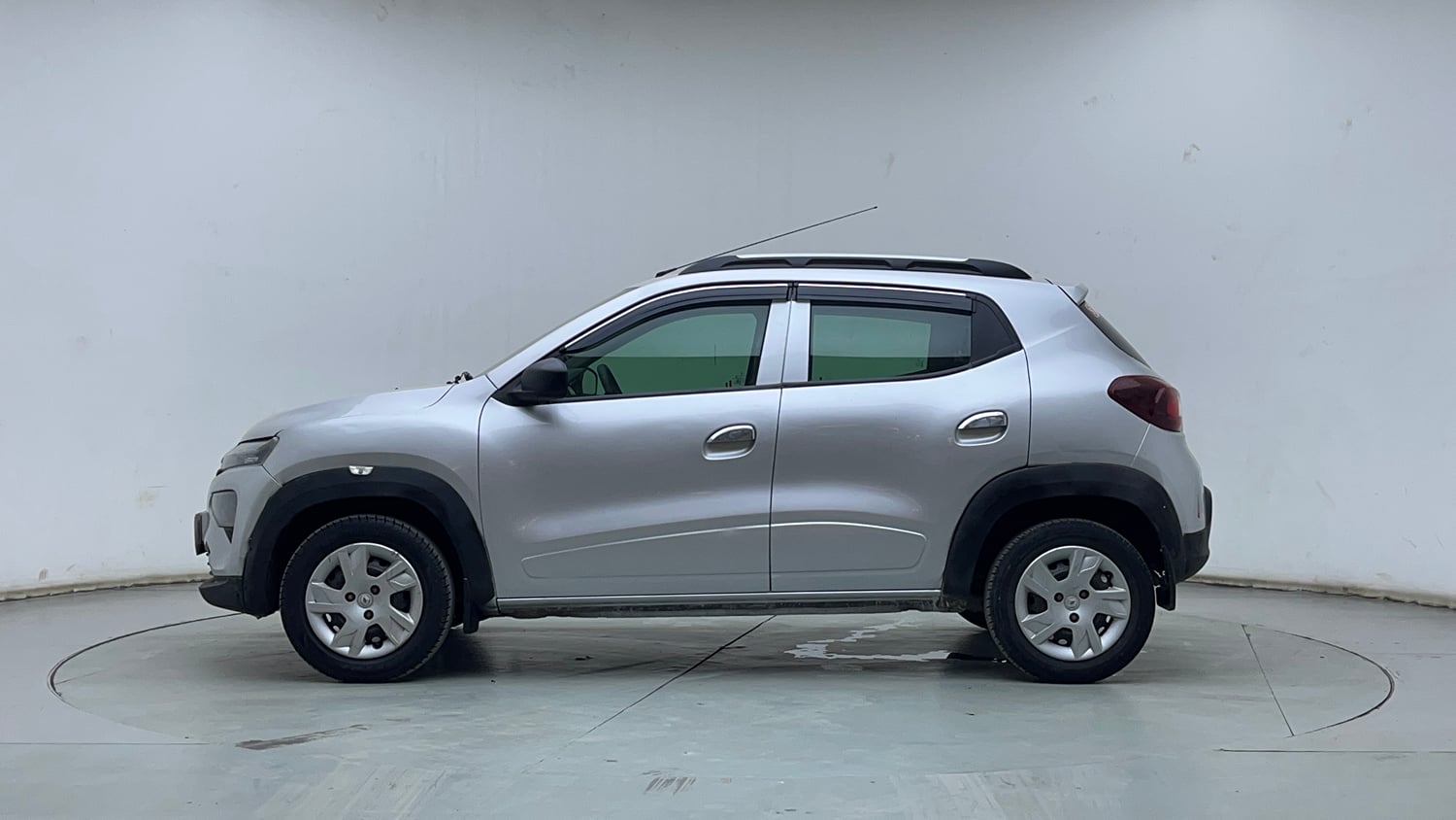 Used 2021 Renault Kwid RXL Petrol Manual exterior LEFT SIDE VIEW