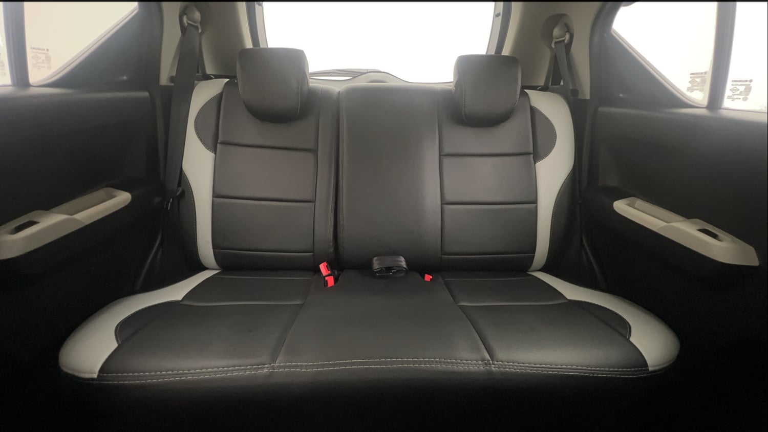 Used 2020 Maruti Suzuki Ignis Zeta 1.2 AMT Petrol Automatic interior REAR SEAT CONDITION VIEW