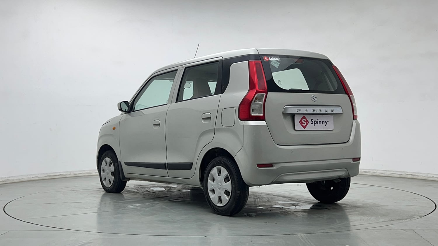Used 2022 Maruti Suzuki Wagon R VXI 1.0 CNG Cng Manual exterior LEFT REAR CORNER VIEW