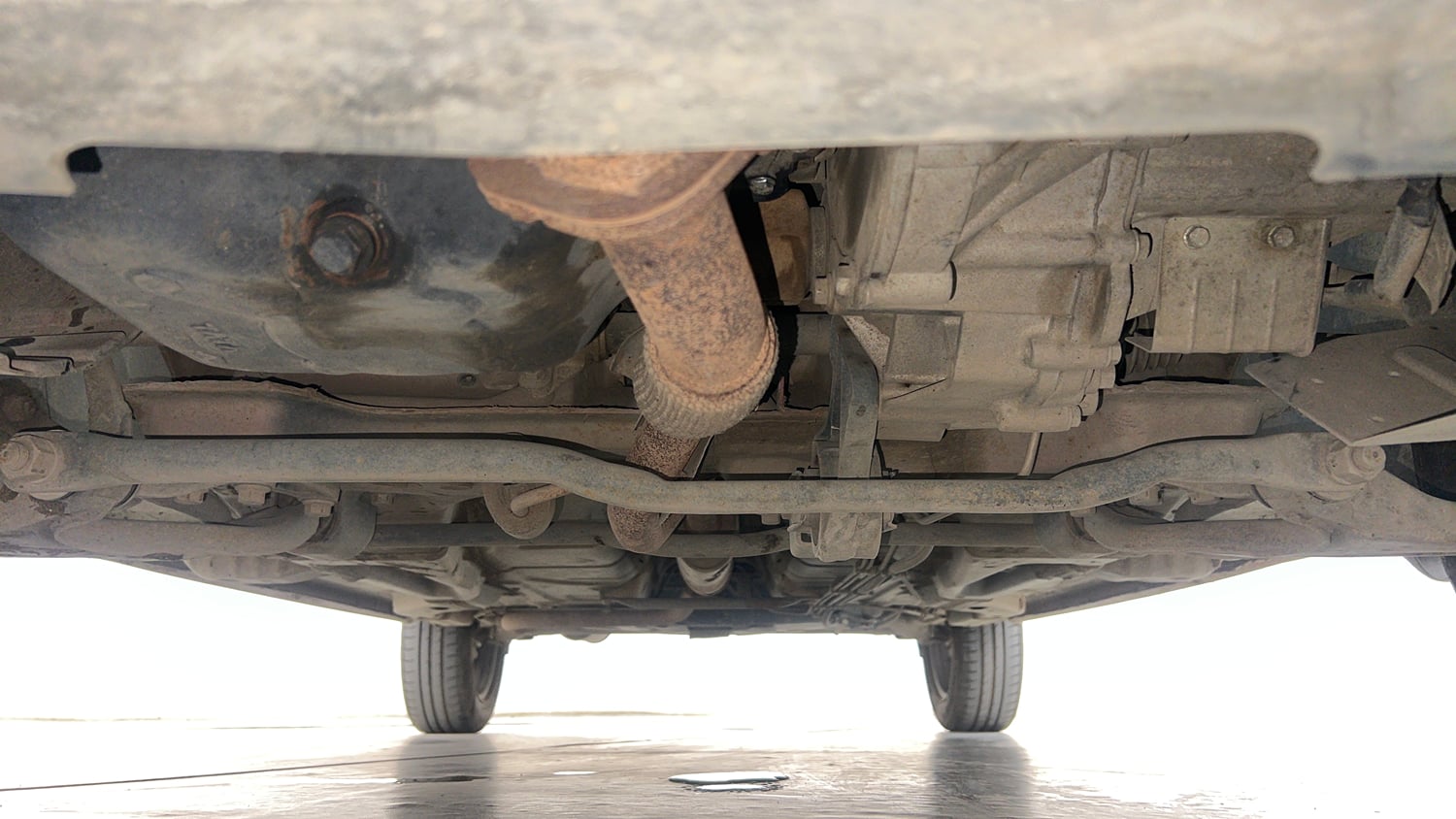 Used 2024 Tata Tiago XZA Plus iCNG Cng Automatic extra FRONT LEFT UNDERBODY VIEW