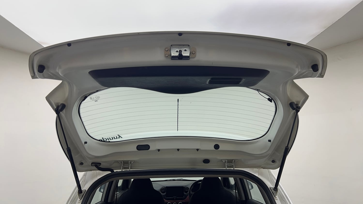 Used 2016 Hyundai Grand i10 Anniversary Edition Petrol Manual interior DICKY DOOR OPEN VIEW
