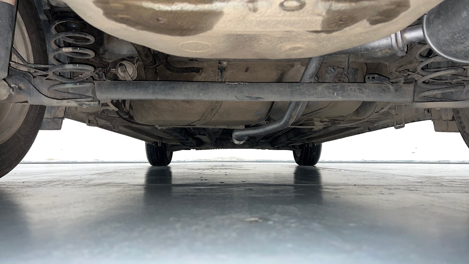 Used 2022 Maruti Suzuki Ciaz Zeta 1.5 Petrol Manual extra REAR UNDERBODY VIEW (TAKEN FROM REAR)