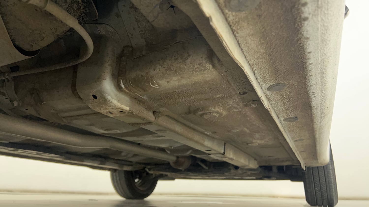 Used 2026 Hyundai Grand i10 Nios Sportz 1.2 Hy-CNG Duo Cng Manual extra REAR RIGHT UNDERBODY VIEW