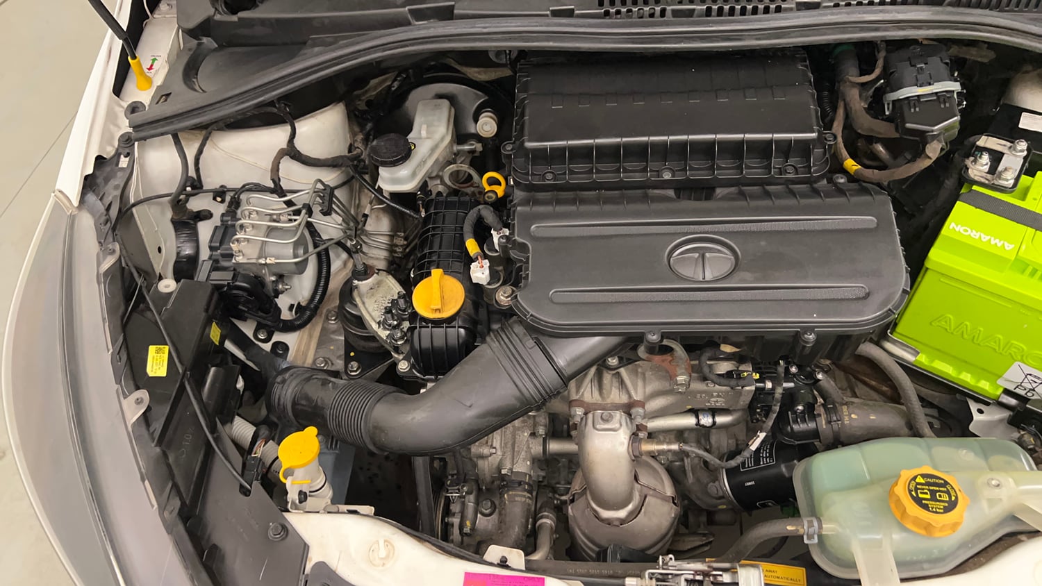 Used 2021 Tata Tiago XT Petrol Manual engine ENGINE RIGHT SIDE VIEW