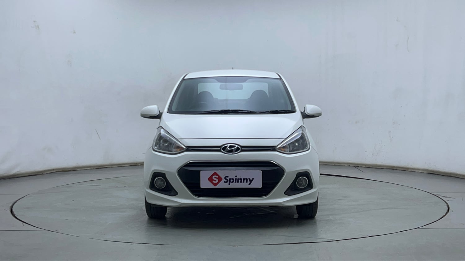 Used 2015 Hyundai Xcent SX 1.2 Petrol Manual exterior FRONT VIEW