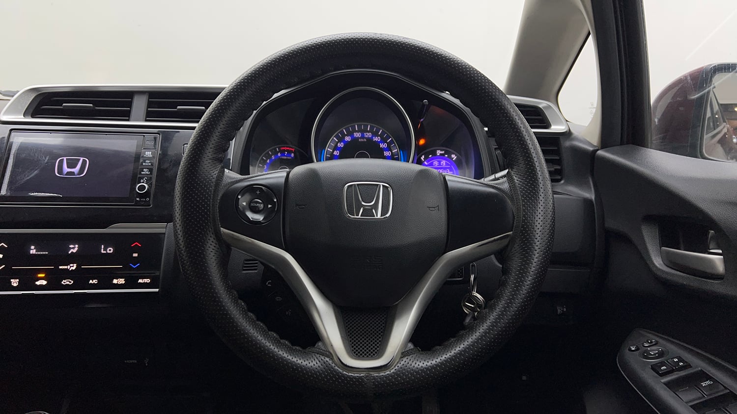 Used 2018 Honda WR-V VX MT Petrol Petrol Manual interior STEERING VIEW