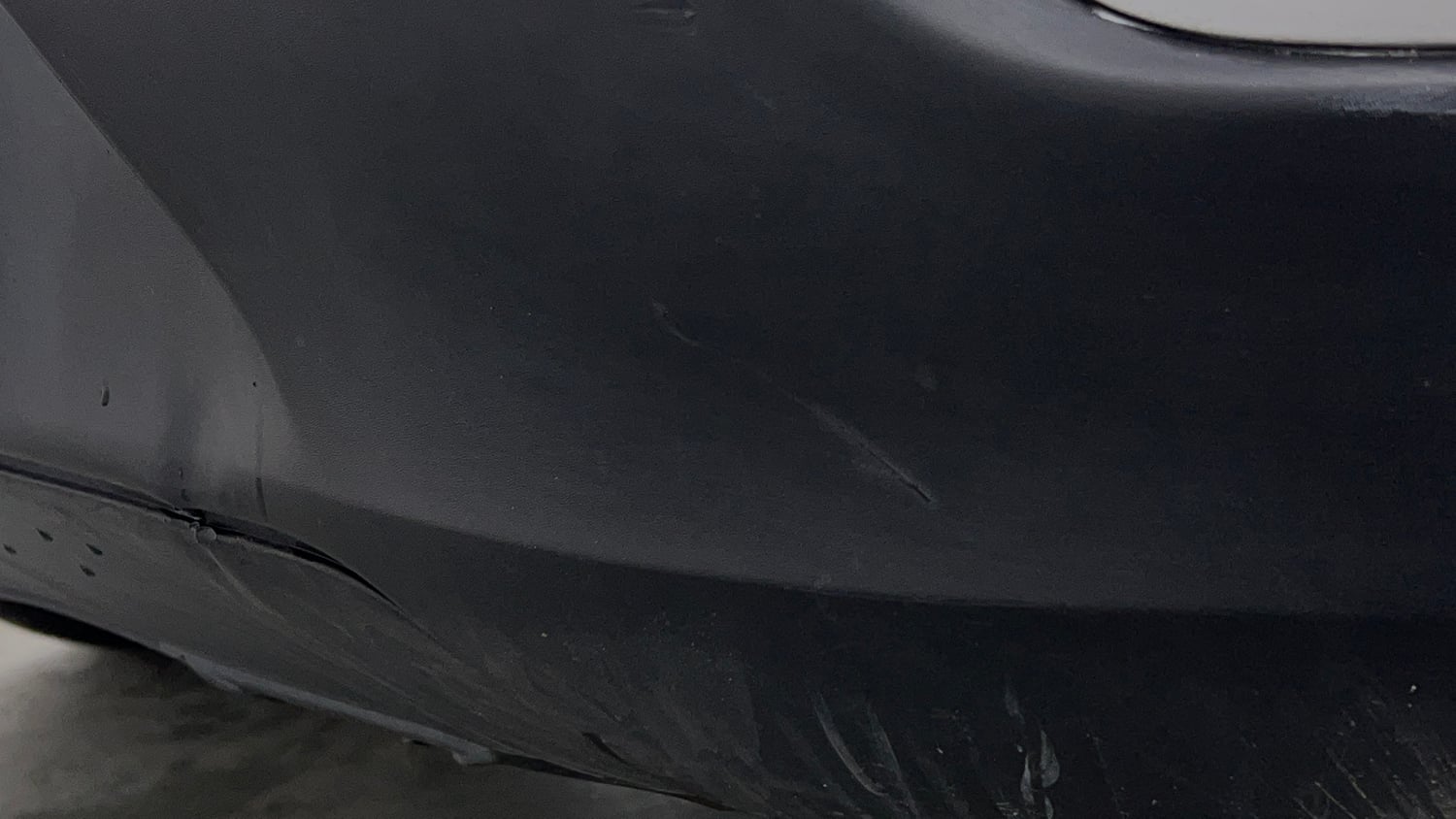 Used 2018 Renault Kwid 1.0 RXT Petrol Manual dents MINOR SCRATCH