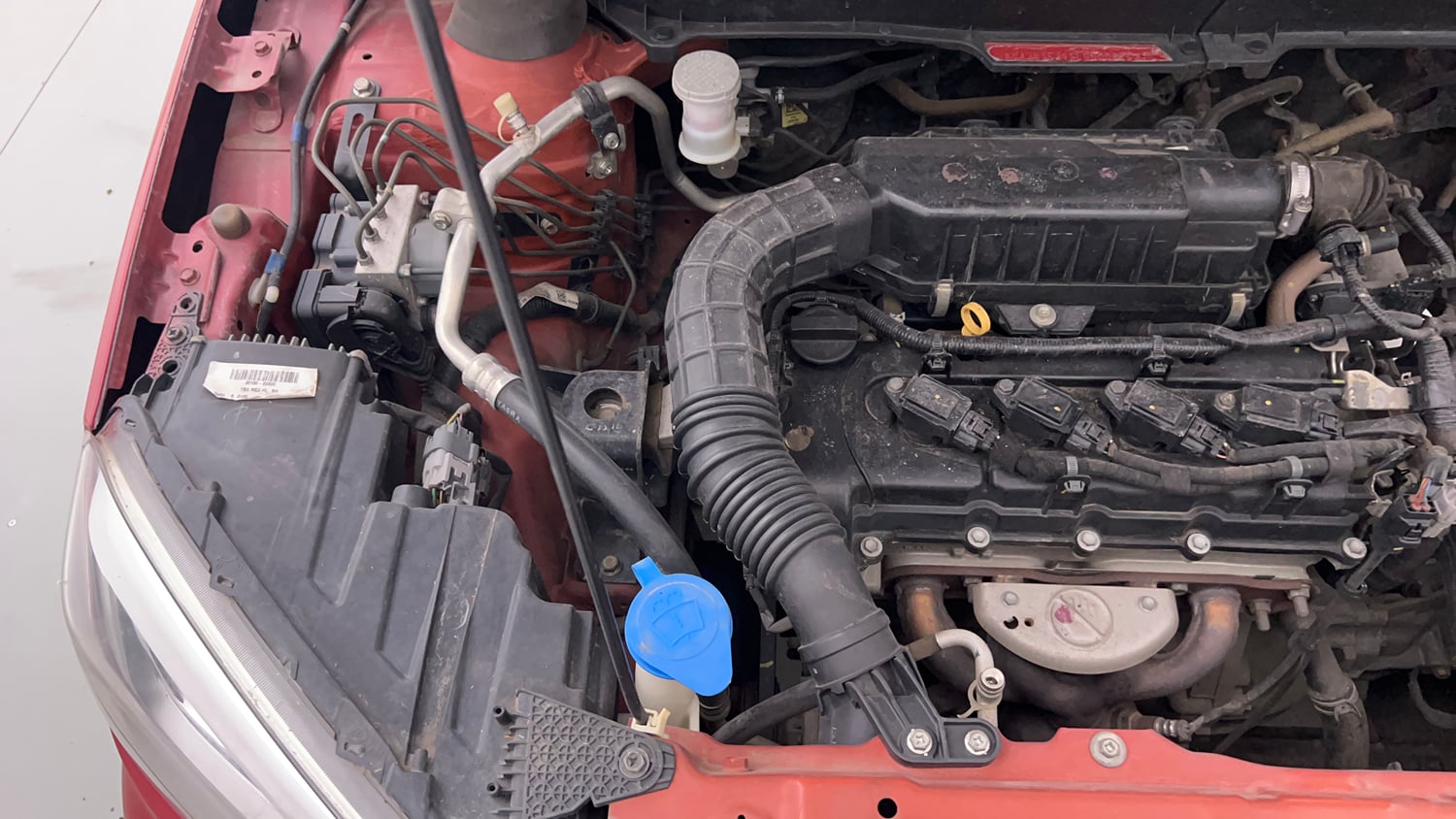 Used 2020 maruti-suzuki Vitara Brezza ZXi Plus Petrol Manual engine ENGINE RIGHT SIDE VIEW