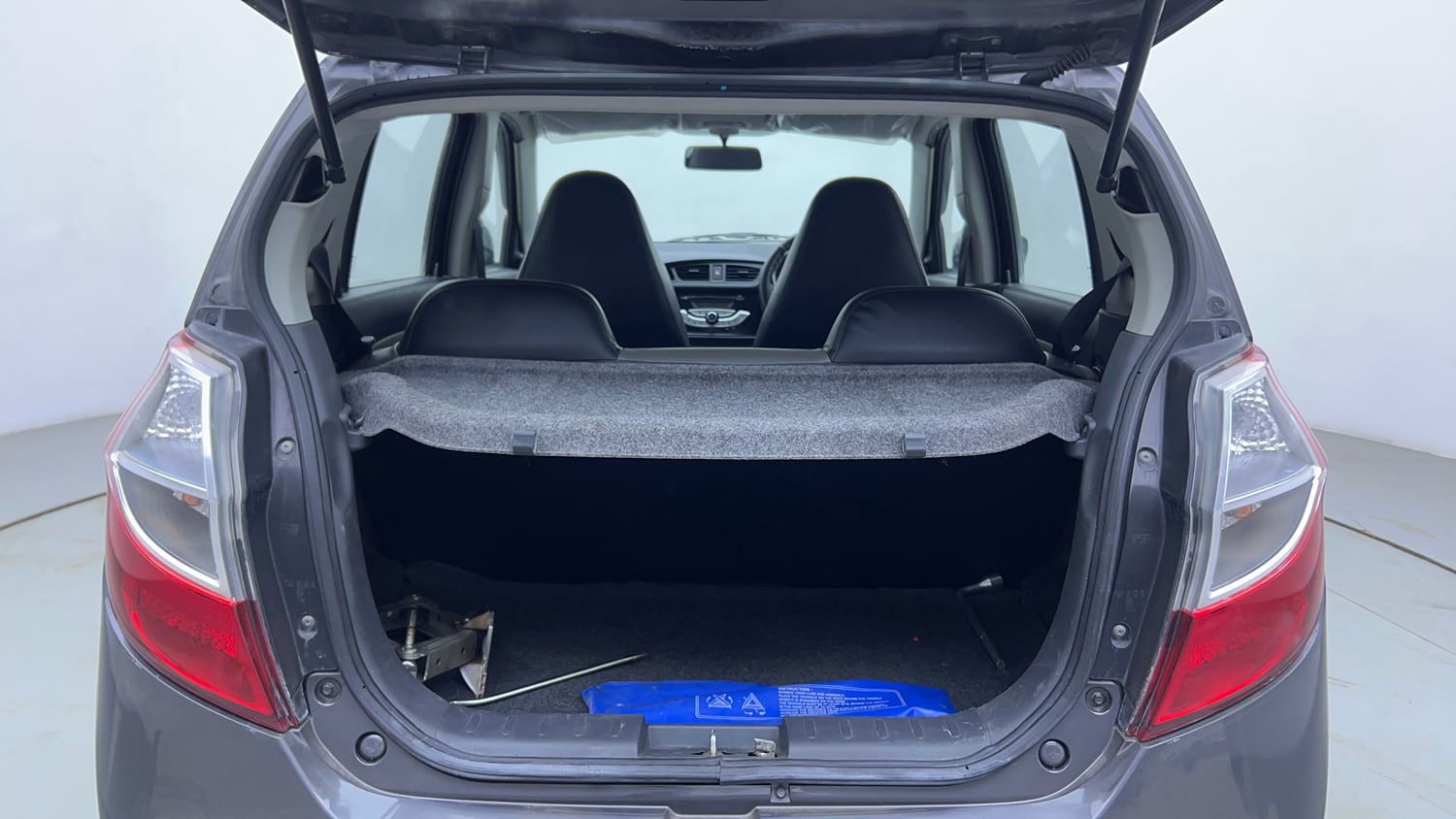 Used 2017 Maruti Suzuki Alto K10 VXi AMT Petrol Automatic interior DICKY INSIDE VIEW