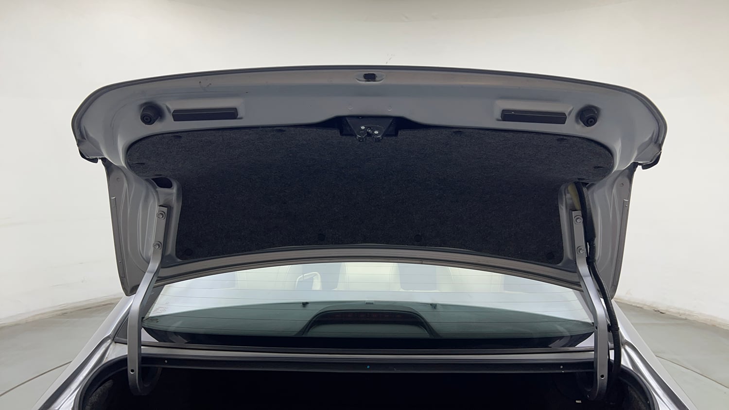 Used 2022 Honda City ZX Petrol Petrol Manual interior DICKY DOOR OPEN VIEW
