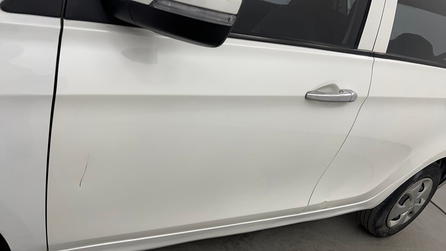 Used 2021 Tata Tiago XT Petrol Manual dents MINOR DENT