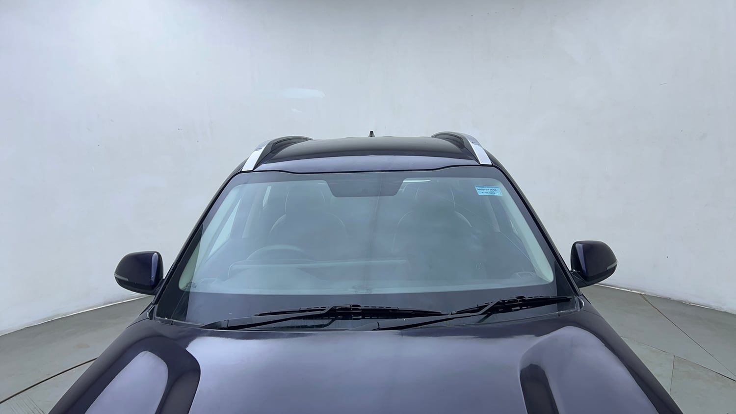 Used 2023 Kia Sonet HTK Plus 1.2 Petrol Manual exterior FRONT WINDSHIELD VIEW