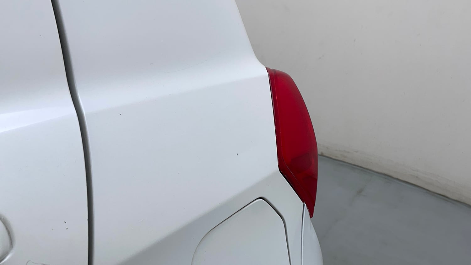 Used 2016 Maruti Suzuki Celerio ZXi AMT Petrol Automatic dents MINOR DENT