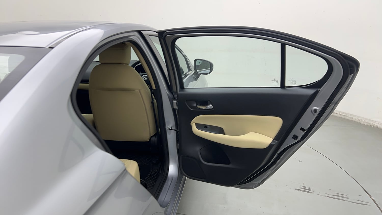 Used 2023 Honda City V Petrol CVT Petrol Automatic interior RIGHT REAR DOOR OPEN VIEW