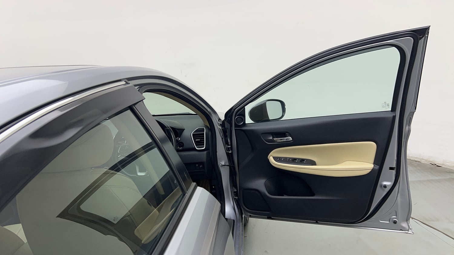 Used 2022 Honda City ZX Petrol Petrol Manual interior RIGHT FRONT DOOR OPEN VIEW