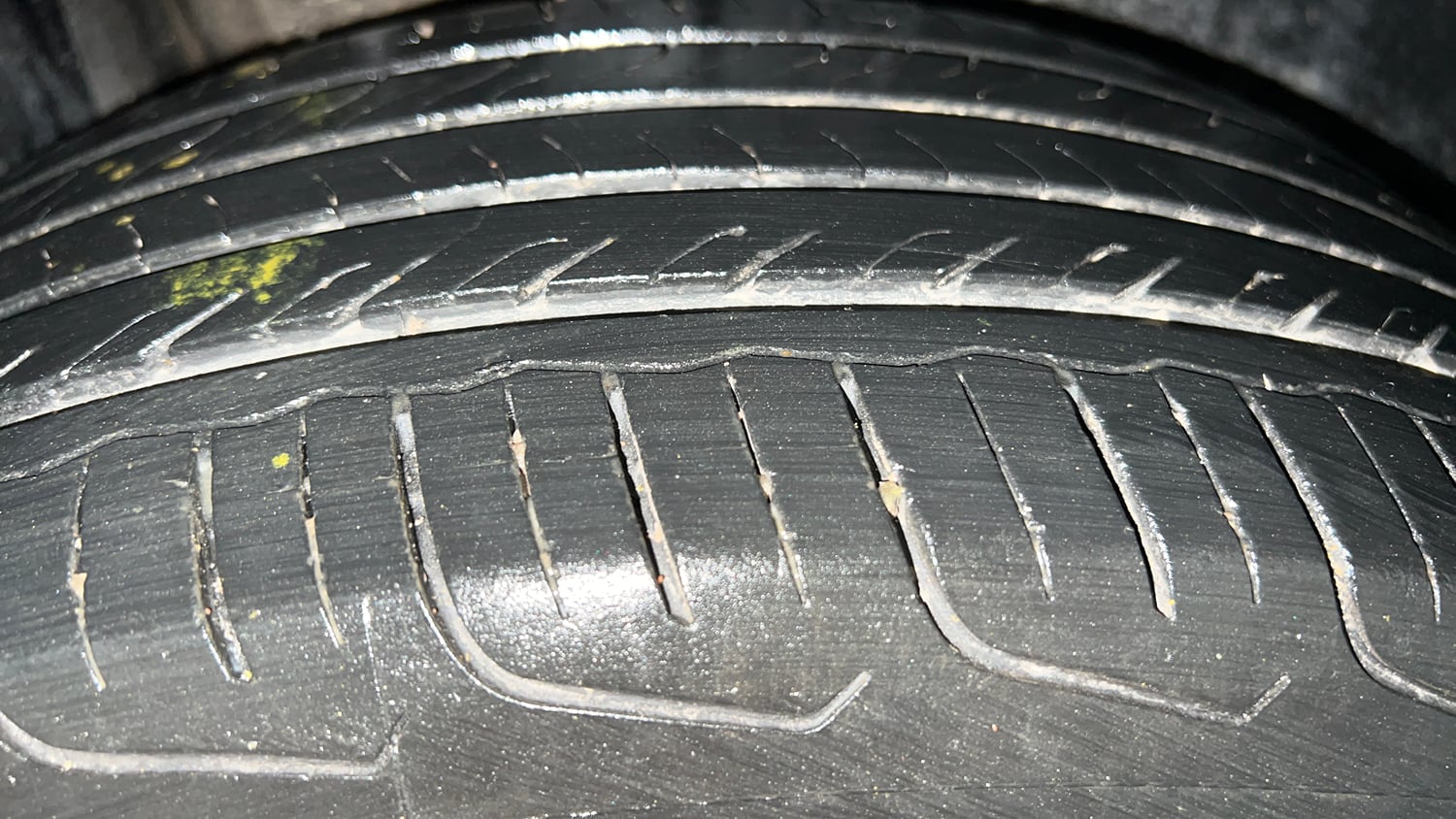 Used 2024 Maruti Suzuki Fronx Delta Plus 1.2L MT Petrol Manual tyres RIGHT REAR TYRE TREAD VIEW
