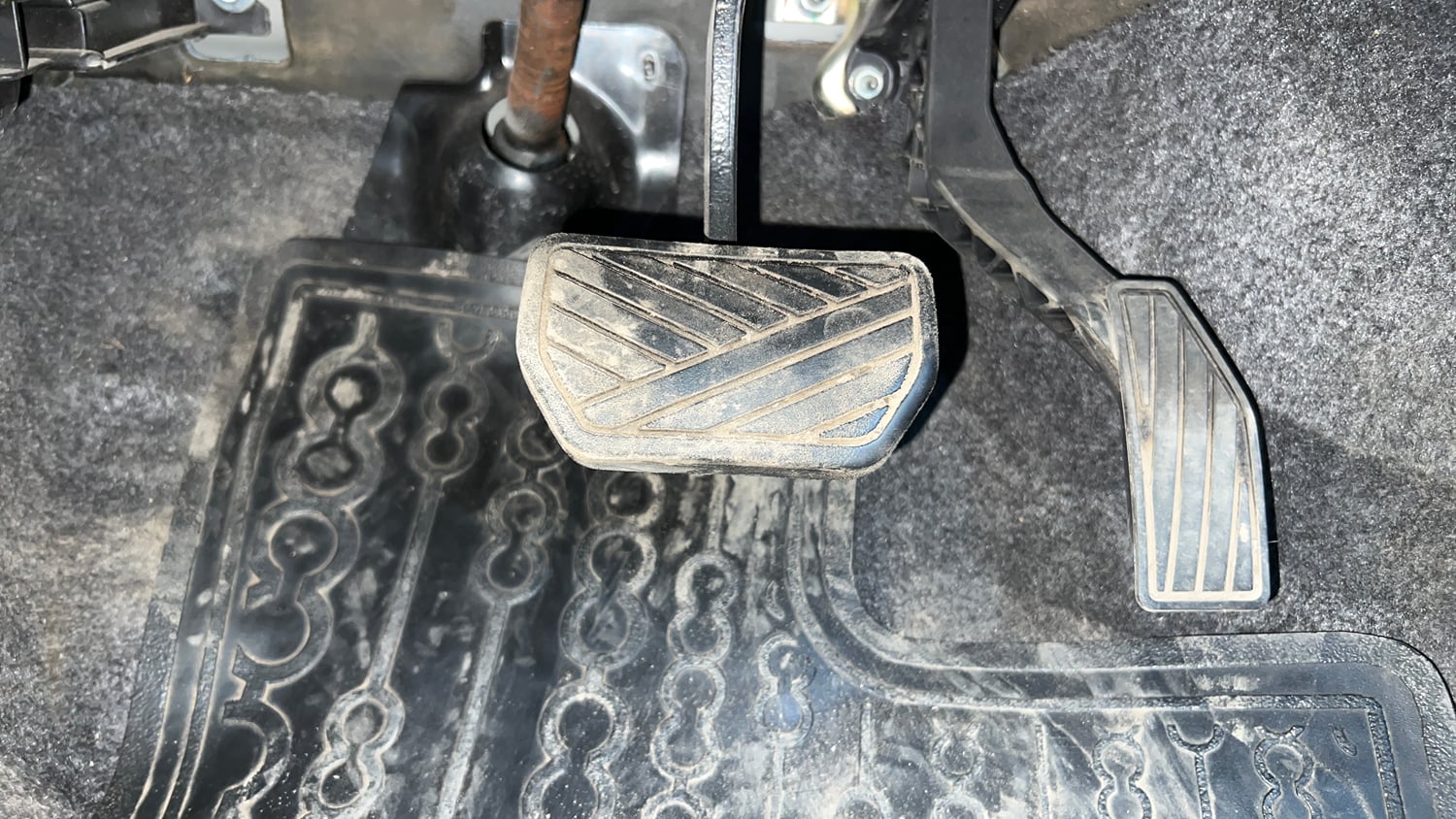 Used 2017 Maruti Suzuki Alto K10 VXi AMT Petrol Automatic interior PEDALS VIEW
