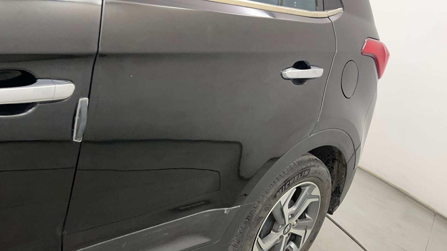 Used 2018 Hyundai Creta SX 1.6 AT CRDi Diesel Automatic dents MINOR SCRATCH