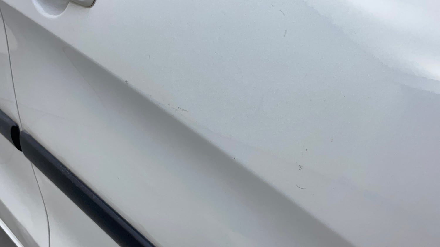 Used 2016 Maruti Suzuki Celerio ZXi AMT Petrol Automatic dents MINOR SCRATCH