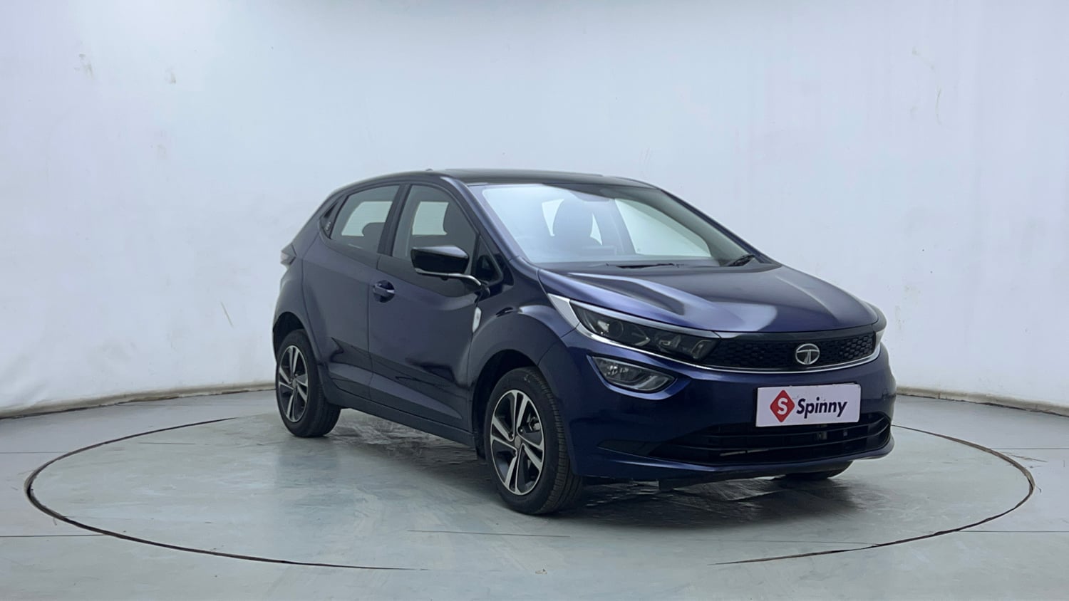 Used 2023 Tata Altroz XZA Plus (S) Petrol Automatic exterior RIGHT FRONT CORNER VIEW