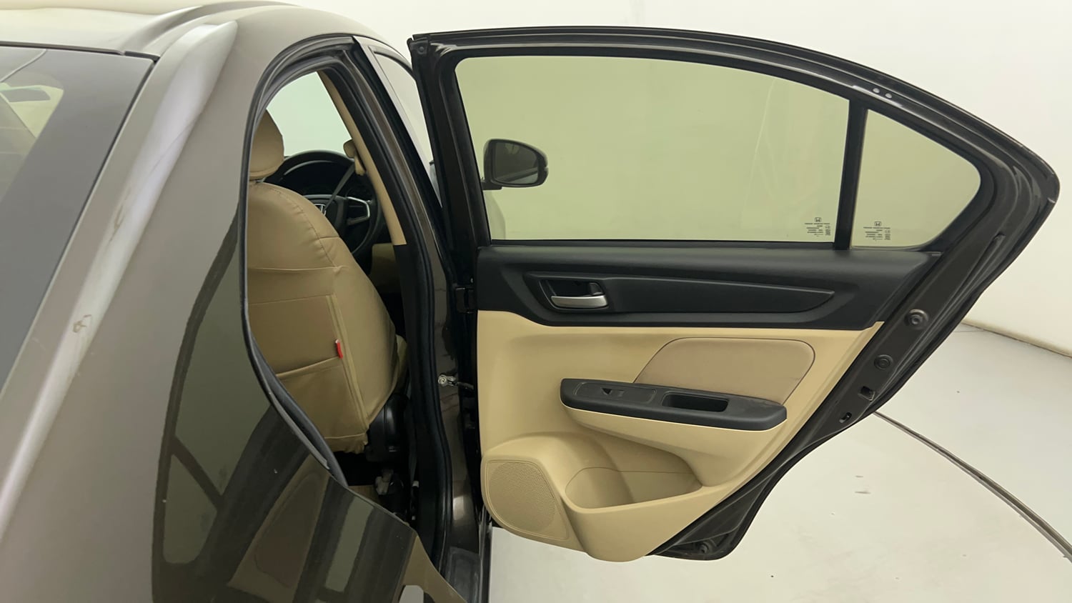 Used 2024 Honda Amaze VX 1.2 Petrol CVT Petrol Automatic interior RIGHT REAR DOOR OPEN VIEW