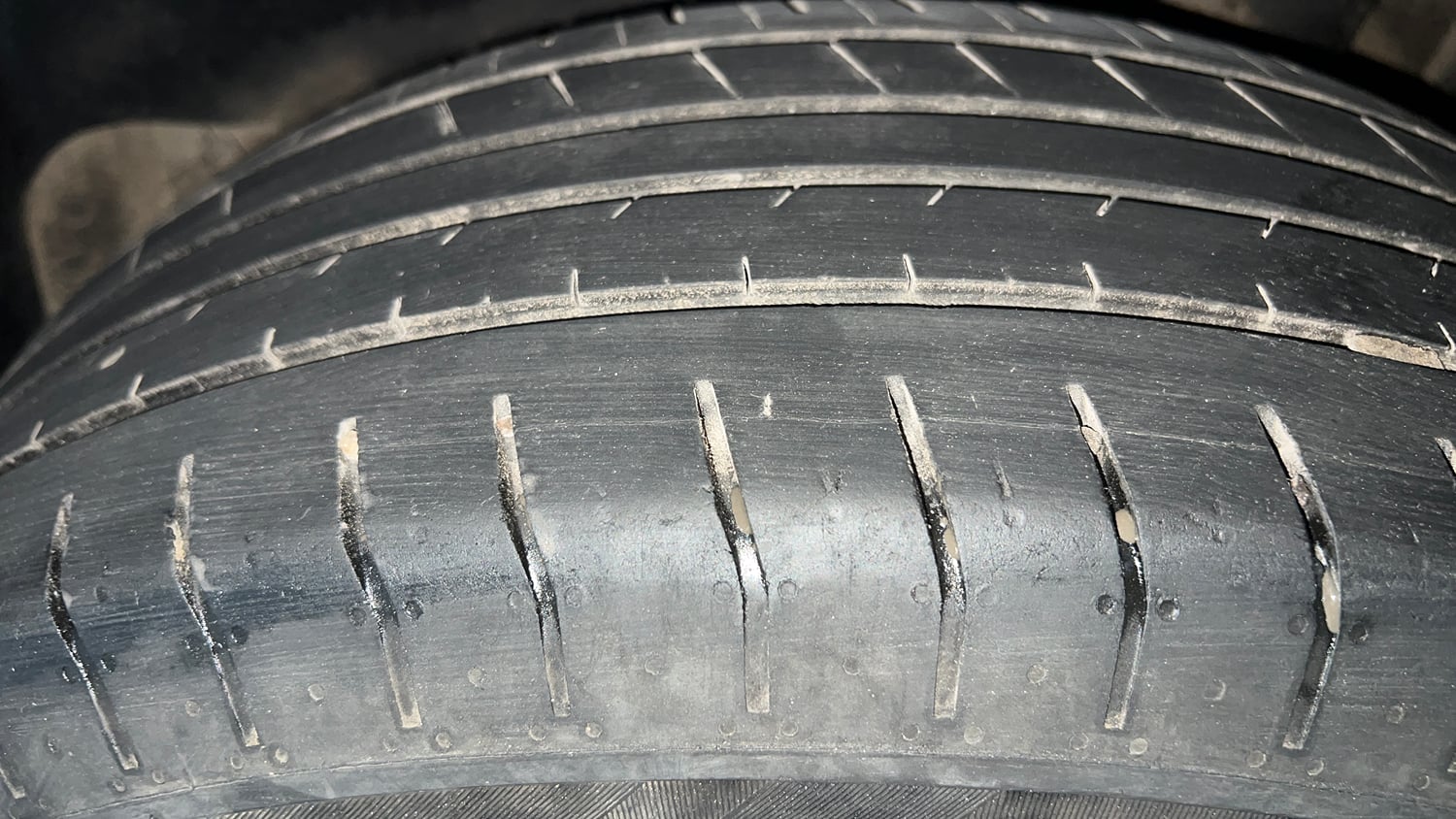 Used 2023 Hyundai Creta S Plus 1.5 Petrol Knight Petrol Manual tyres LEFT REAR TYRE TREAD VIEW