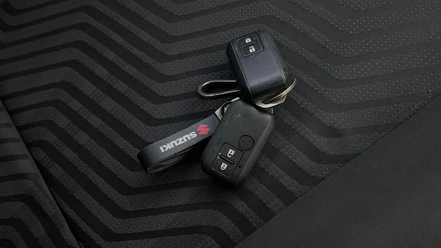 Used 2018 Maruti Suzuki Swift ZXi AMT Petrol Automatic extra CAR KEY VIEW