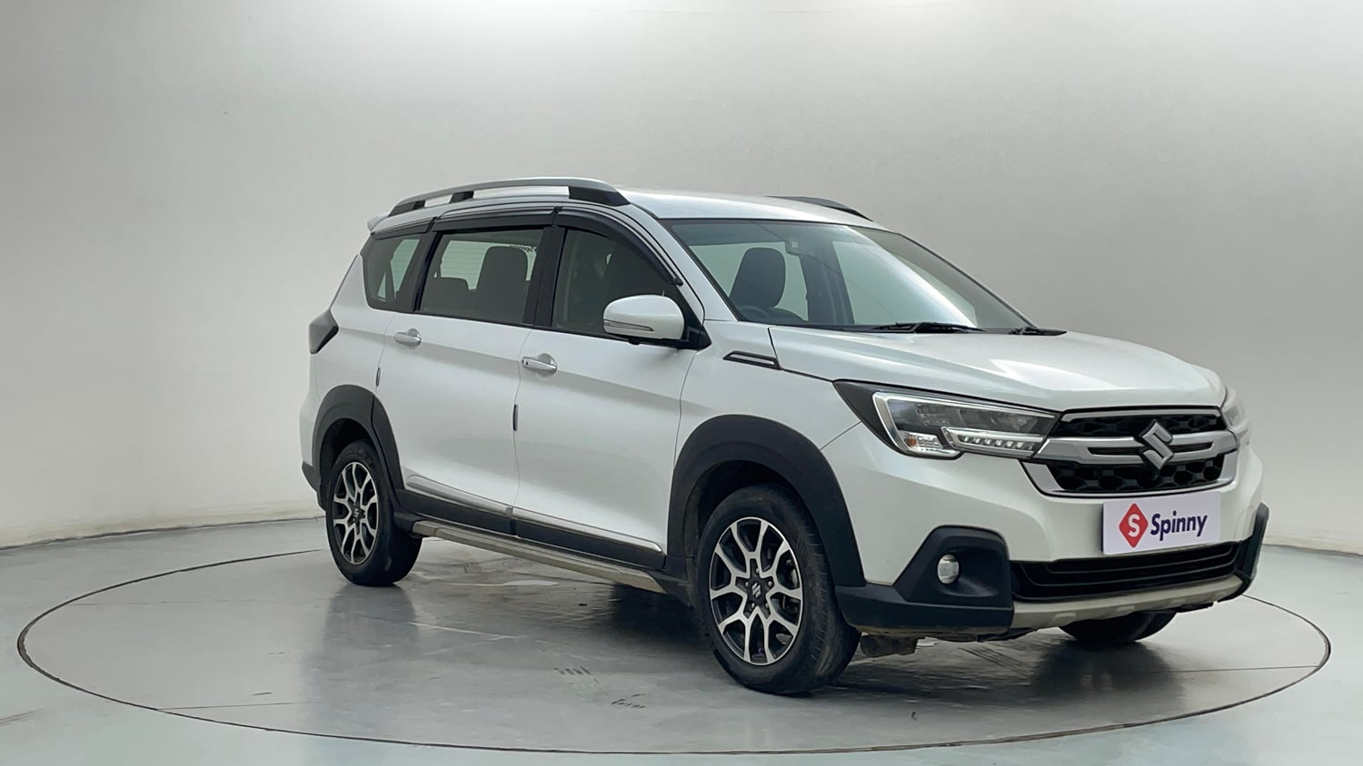 Used 2022 Maruti Suzuki XL6 Alpha Plus AT Petrol Petrol Automatic exterior RIGHT FRONT CORNER VIEW