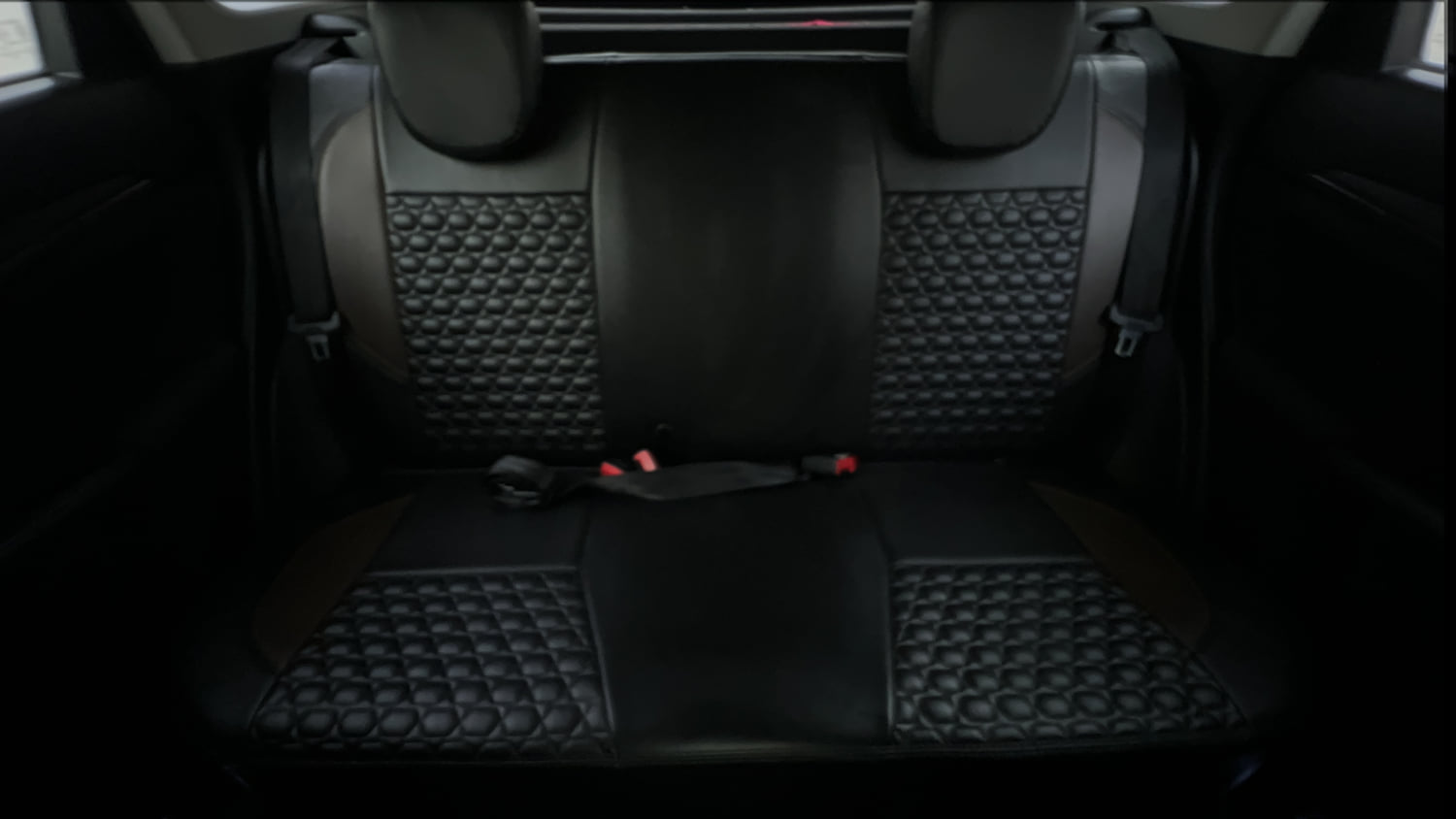 Used 2023 Maruti Suzuki Brezza Vxi AT Petrol Automatic interior REAR SEAT CONDITION VIEW