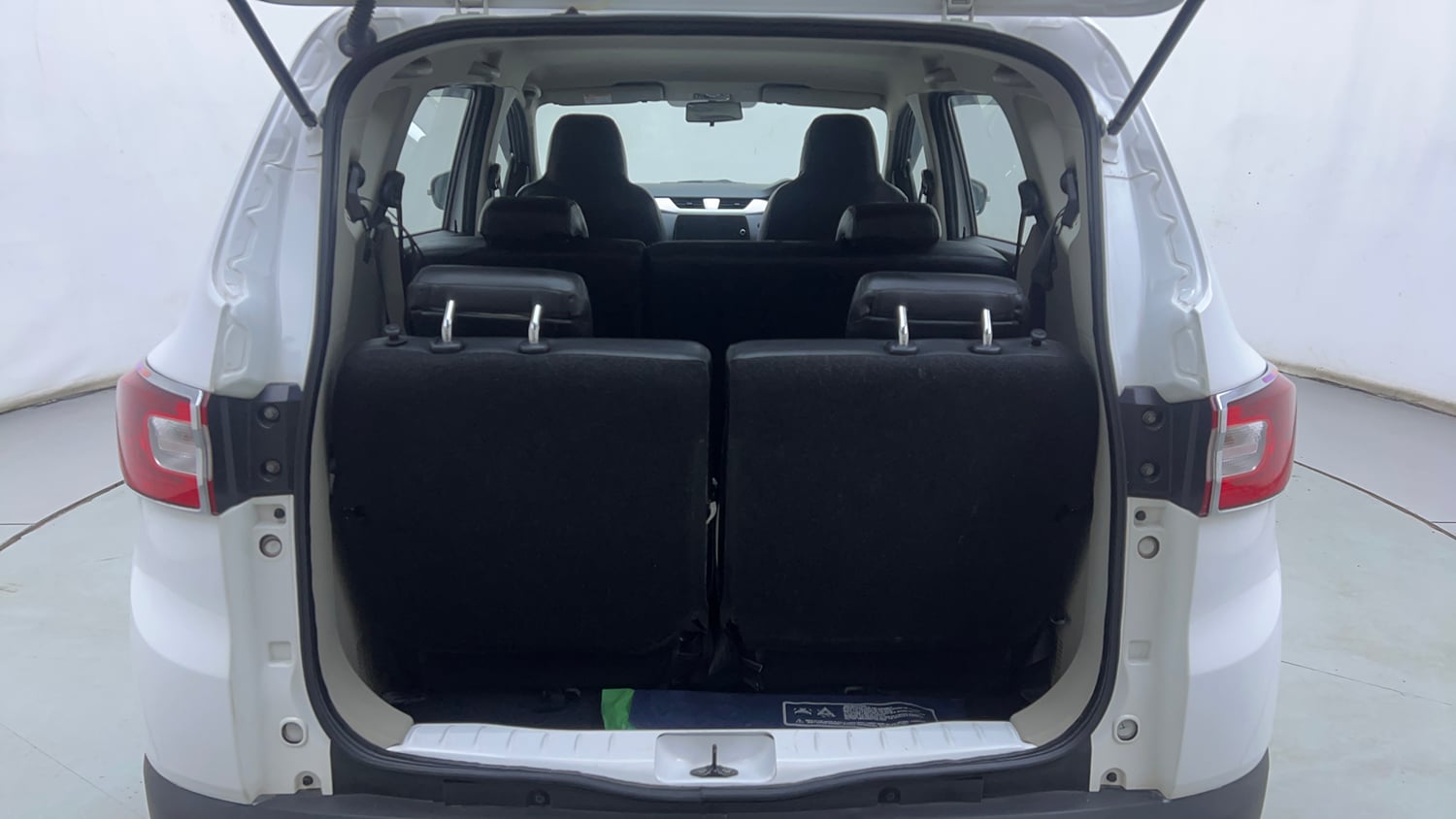 Used 2021 Renault Triber RXZ EASY-R AMT Petrol Automatic interior DICKY INSIDE VIEW