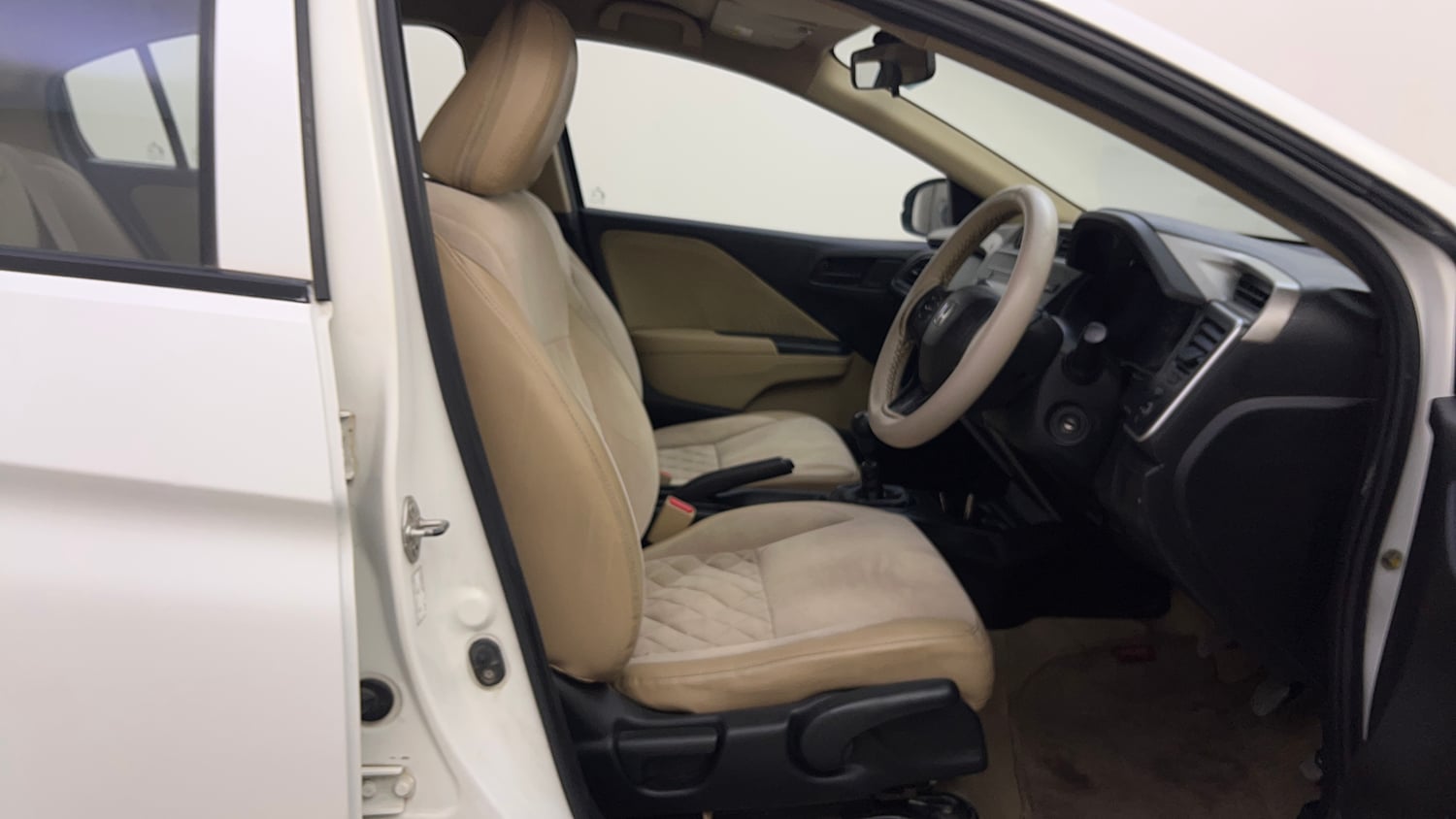 Used 2016 Honda City S Petrol Manual interior RIGHT SIDE FRONT DOOR CABIN VIEW