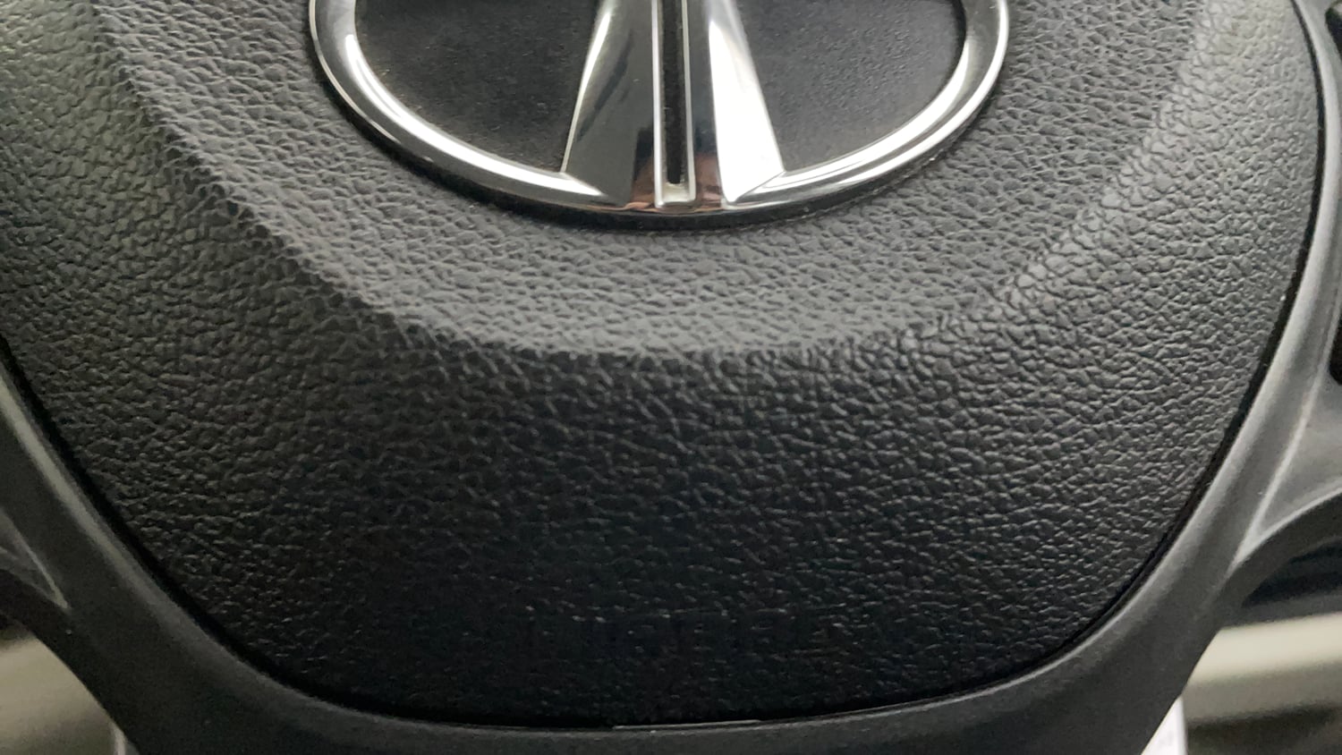 Used 2022 Tata Altroz XZA Petrol Petrol Automatic top_features Airbags