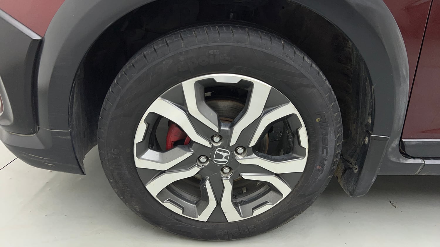 Used 2018 Honda WR-V VX MT Petrol Petrol Manual tyres LEFT FRONT TYRE RIM VIEW