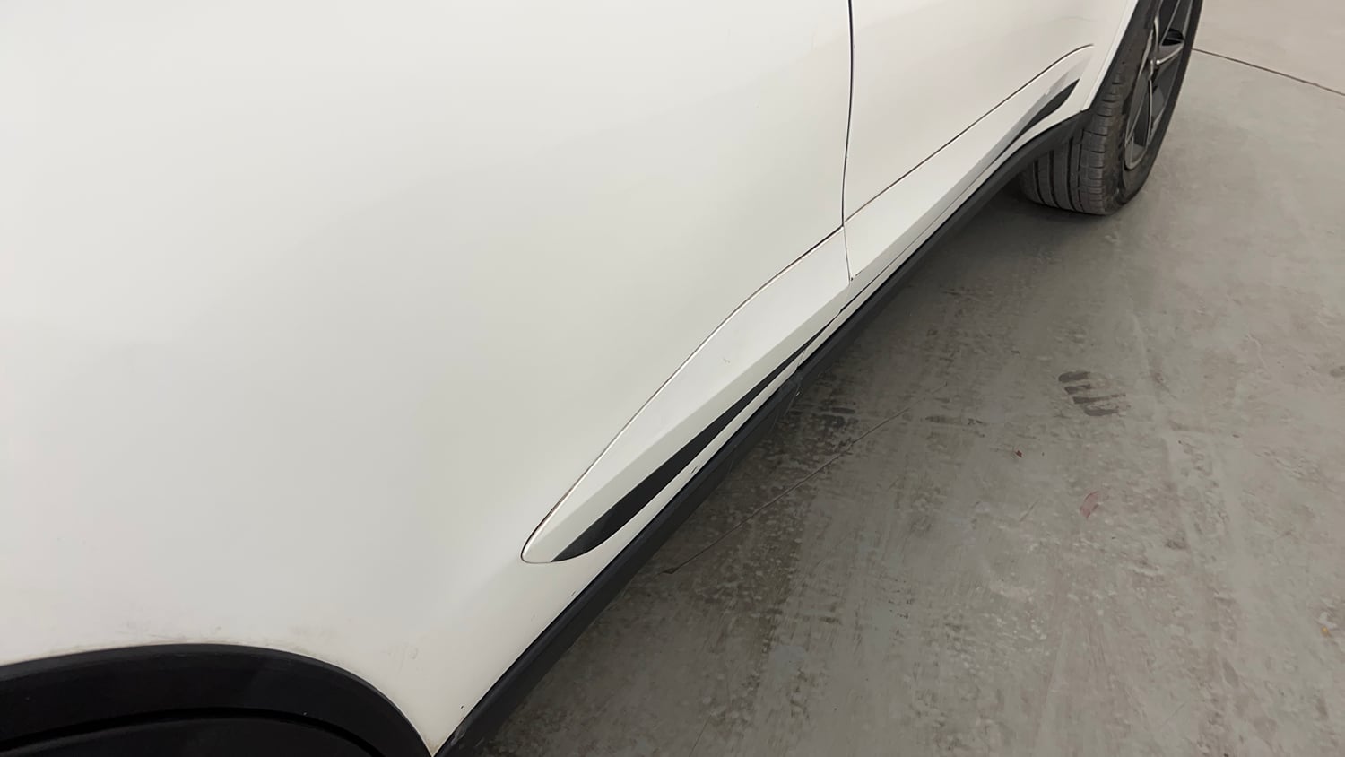 Used 2024 Tata Nexon Creative Plus S 1.2 Revotron Petrol 6AMT Petrol Automatic dents MINOR SCRATCH