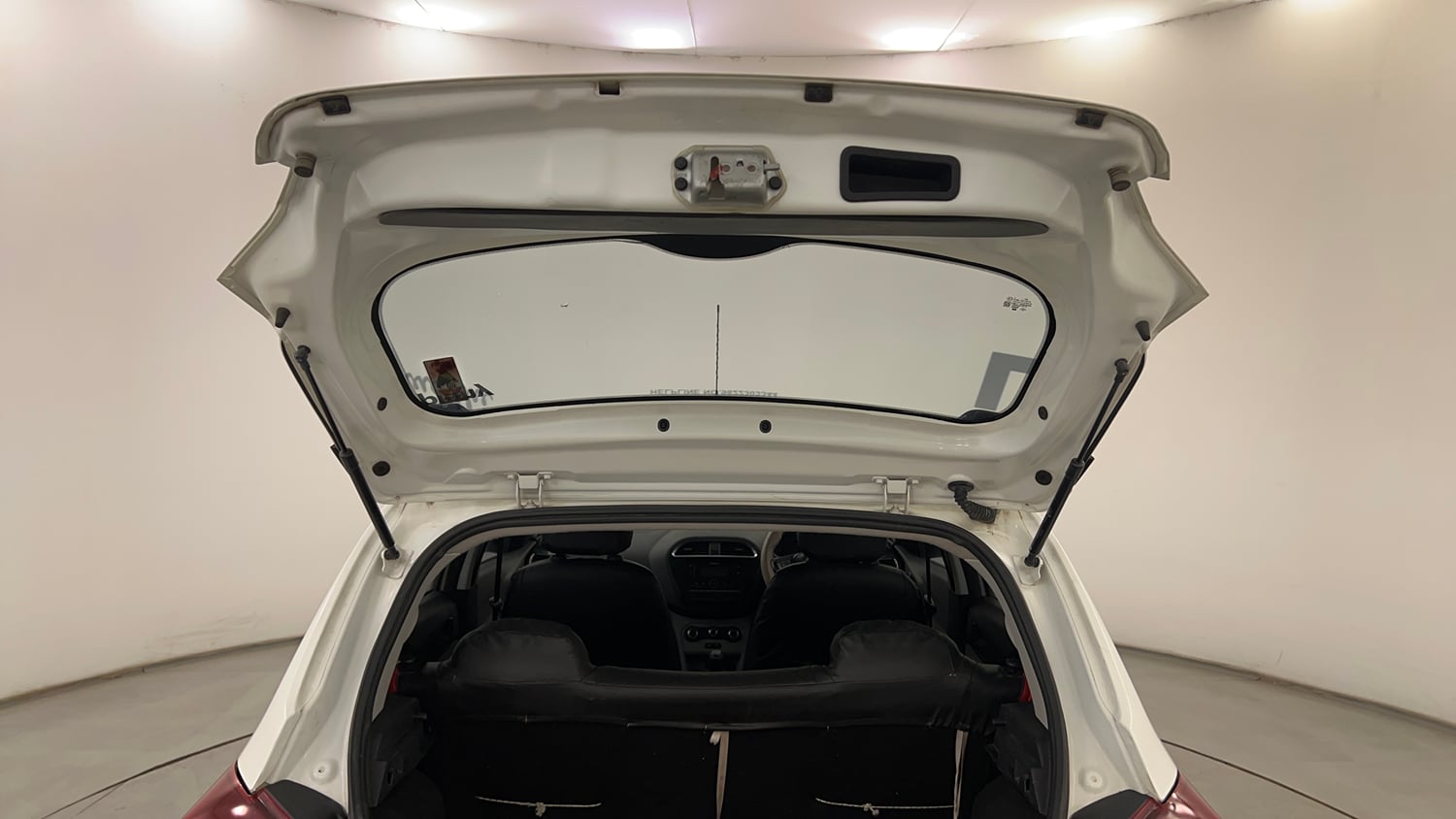 Used 2021 Tata Tiago XT Petrol Manual interior DICKY DOOR OPEN VIEW