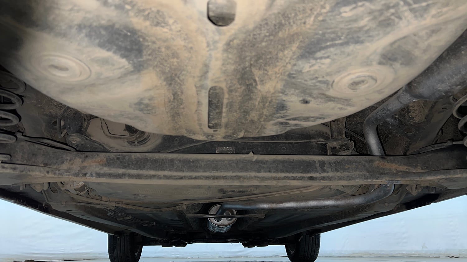 Used 2017 Maruti Suzuki Baleno Alpha 1.2 Petrol Manual extra REAR UNDERBODY VIEW (TAKEN FROM REAR)