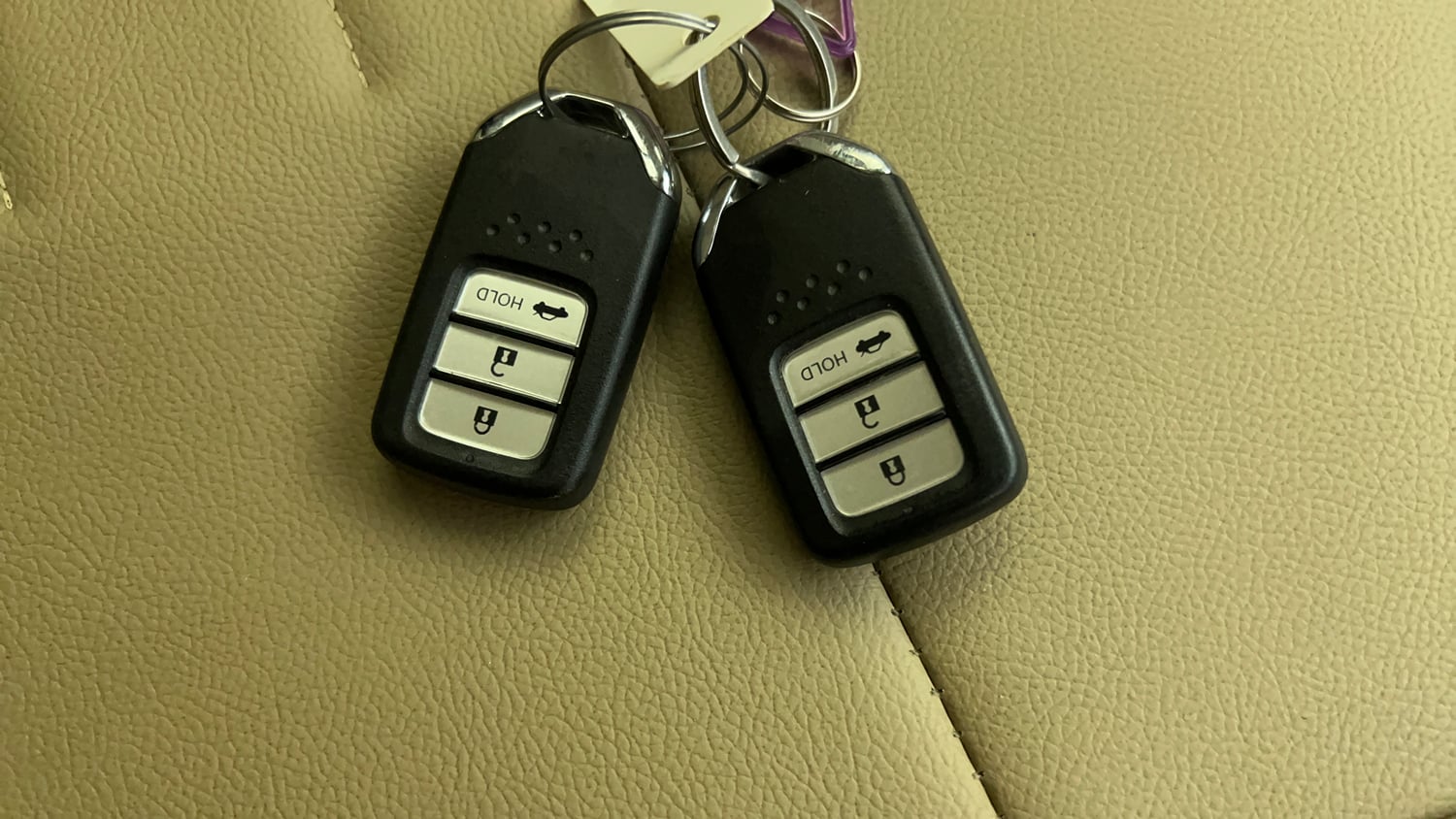 Used 2024 Honda Amaze VX 1.2 Petrol CVT Petrol Automatic extra CAR KEY VIEW
