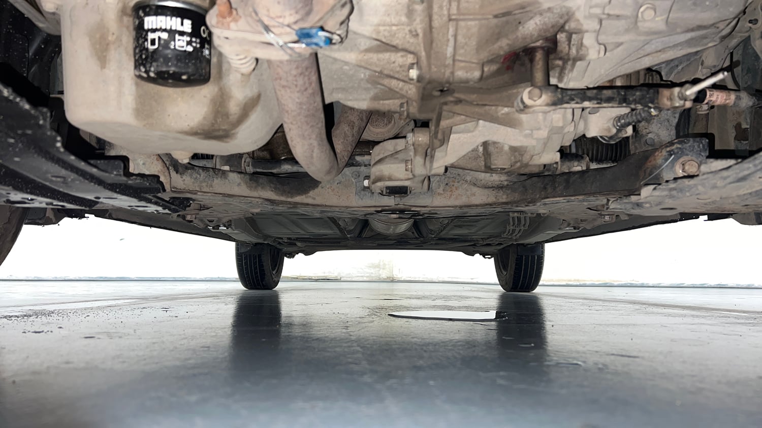 Used 2019 Maruti Suzuki Baleno Delta Petrol Manual extra FRONT LEFT UNDERBODY VIEW